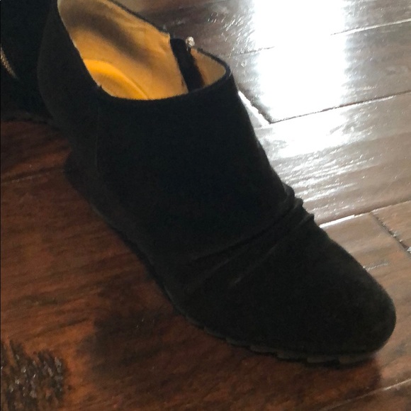 Michael Kors Norma Boot! - Picture 3 of 3